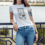 Majica s ilustriranim receptom za Carbonaru – s crtežima špageta, pancete, jajeta i uputama, u veselo ručno-crtanom stilu.