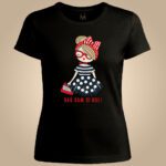 Crna majica s ilustracijom djevojke u retro stilu i natpisom "Baš sam si kul!"