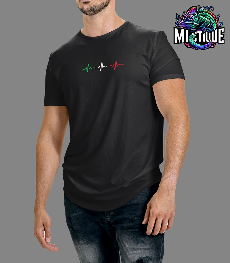 Crna muška majica s heartbeat linijom u bojama zelena, bijela i crvena – inspirirana Alfa Romeom.