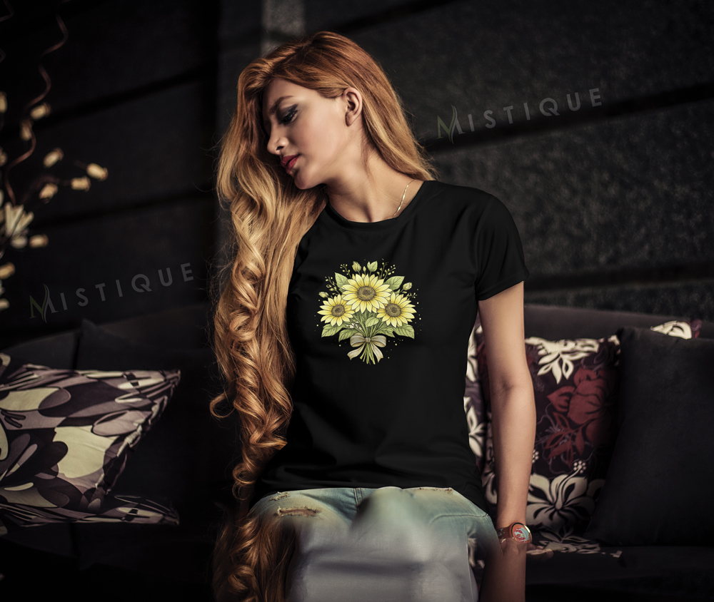 Majica sa suncokretima s elegantnim cvjetnim buketom na bijeloj i crnoj podlozi